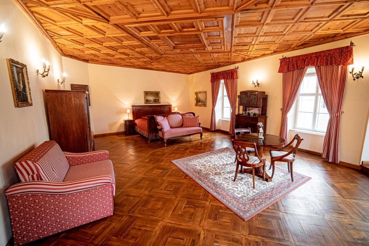 Penzion Cosmopolitan Ii. Banska Stiavnica Room photo